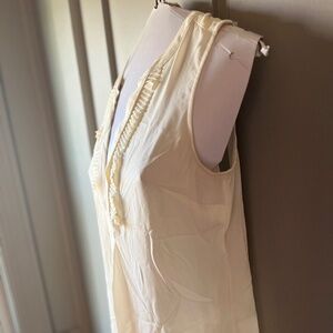 Talbots Cream deep V lightly ruffled cami